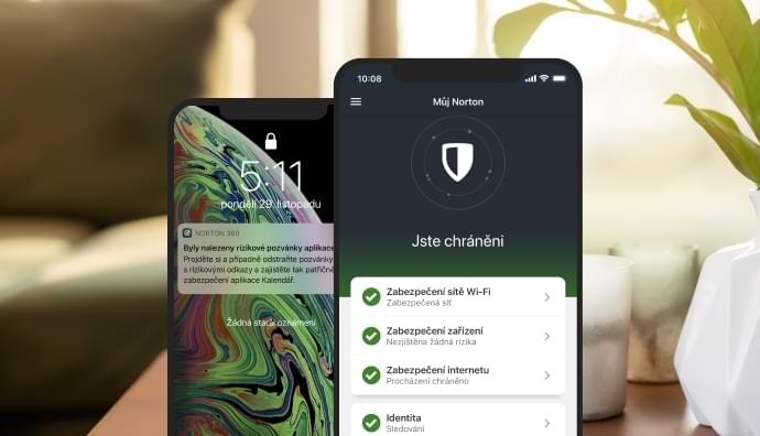 Aplikace Mobile Security zobrazená ve dvou mobilních zařízeních
